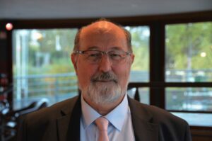 Hommage à Jean-Louis Bossard : Une vie dédiée à l'électronique et à la représentation des TPE