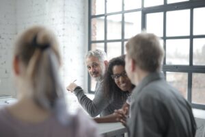 Engagez-vous pour les entreprises de proximité : devenez conseiller prud’homal ou mandataire social !